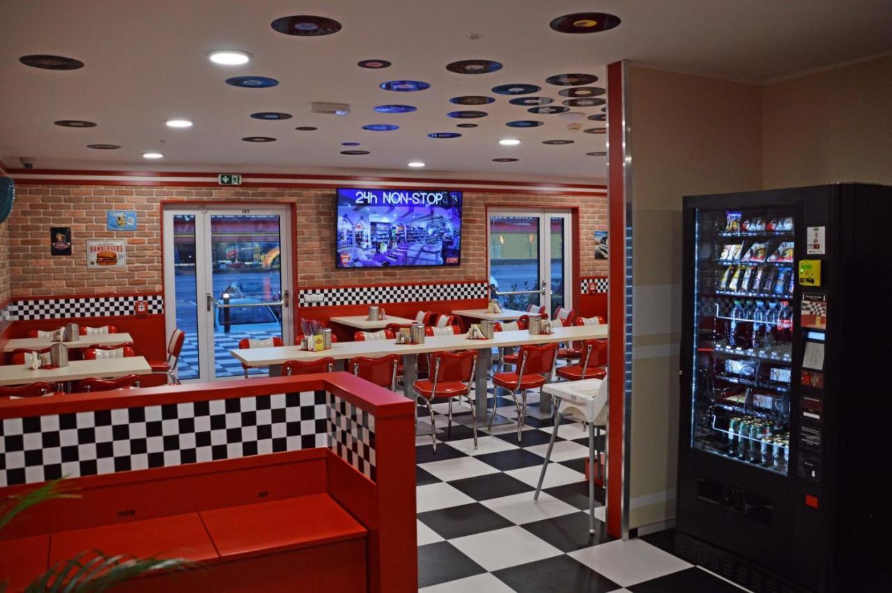 Jukebox Hotel Znojmo Eksteriør bilde
